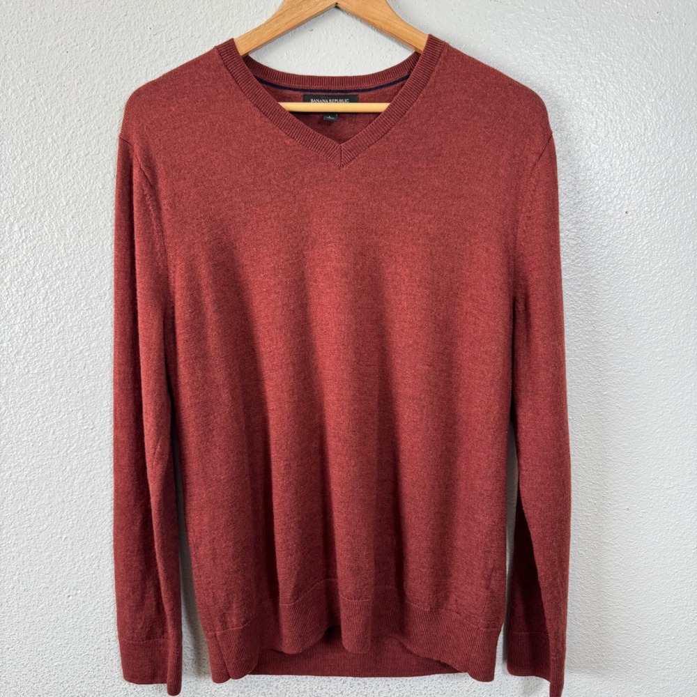 Banana Republic V Neck Merino Wool Sweater Men's Size L Red Long Sleeve Pullover - Picture 2 of 7
